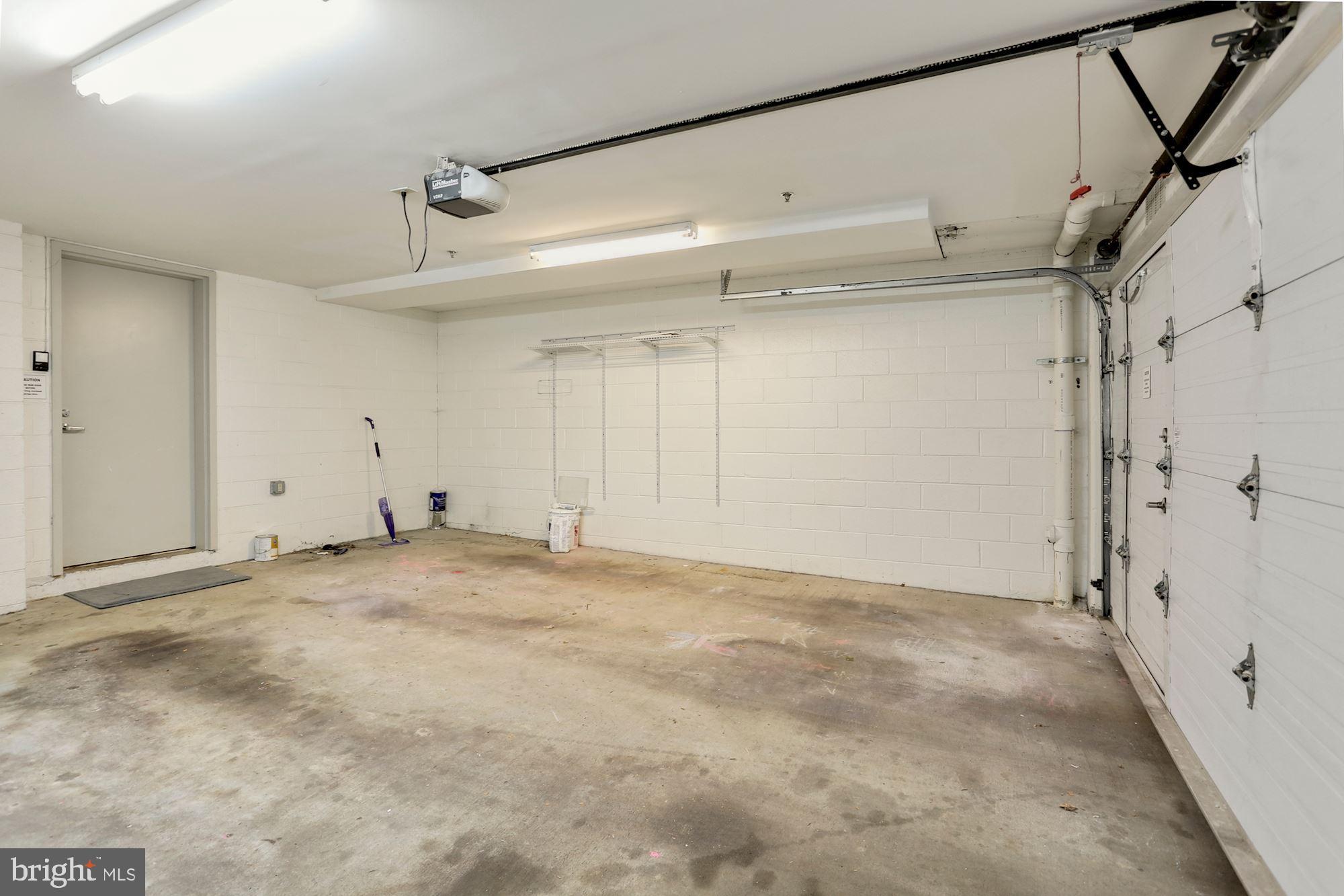 VISTA ON COURTHOUSE - Residential