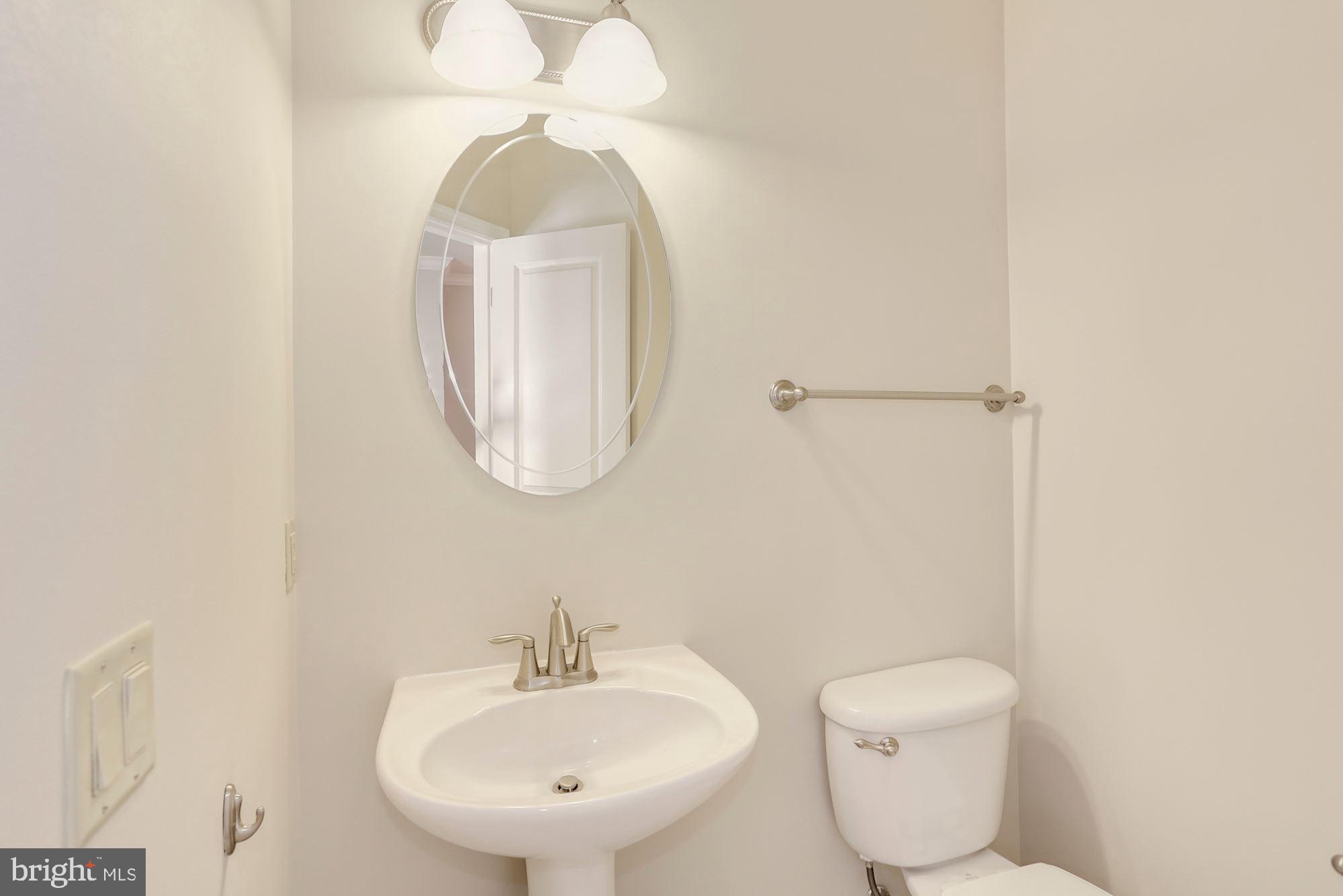 VISTA ON COURTHOUSE - Residential