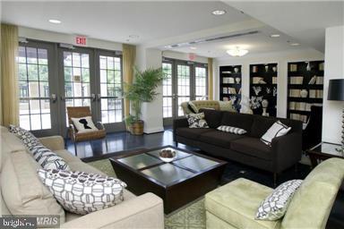 BELMONT BAY - Residential Lease