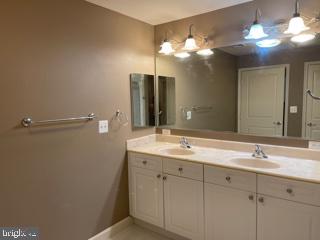 BELMONT BAY - Residential Lease