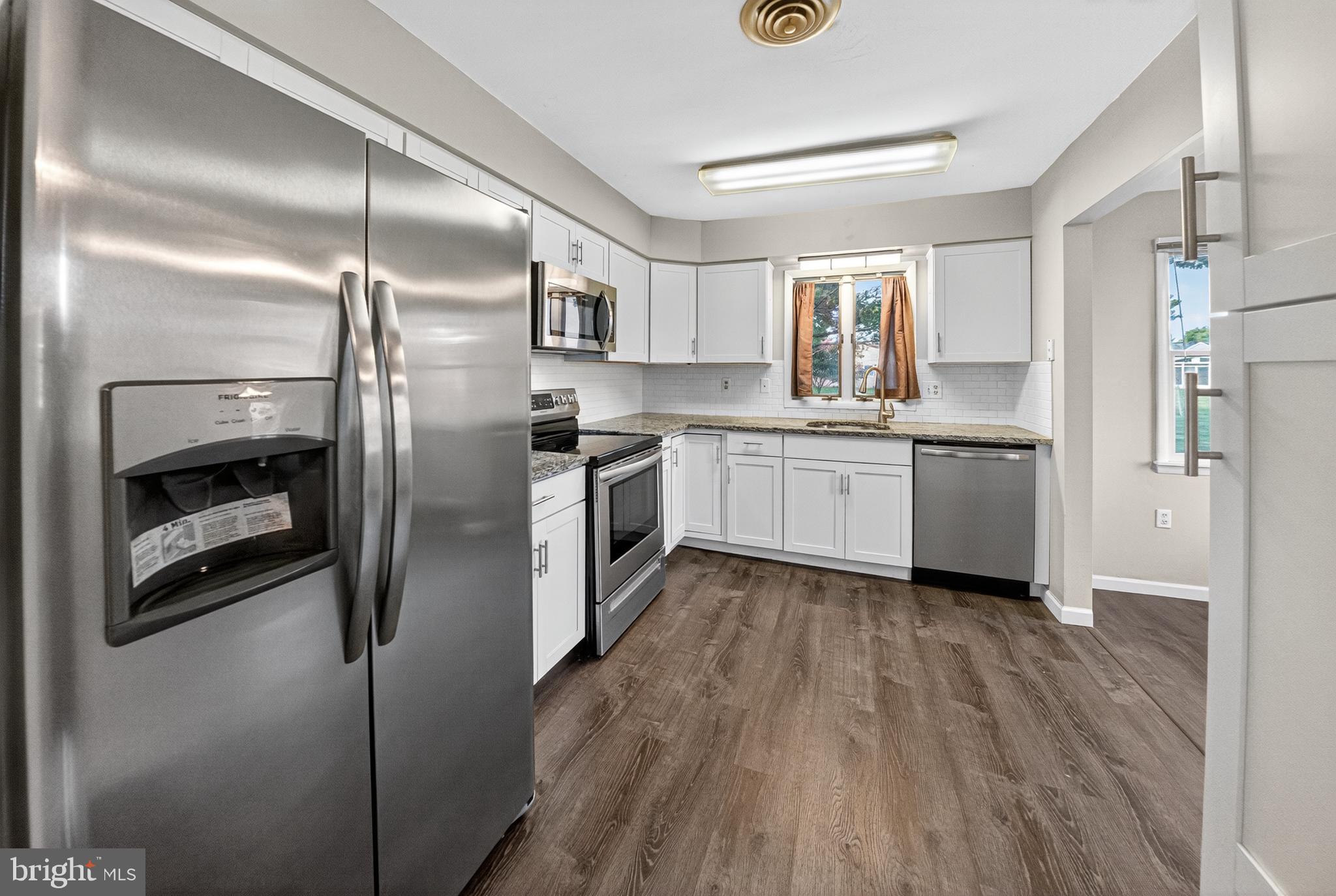 CRESTWOOD VILLAGE - Residential