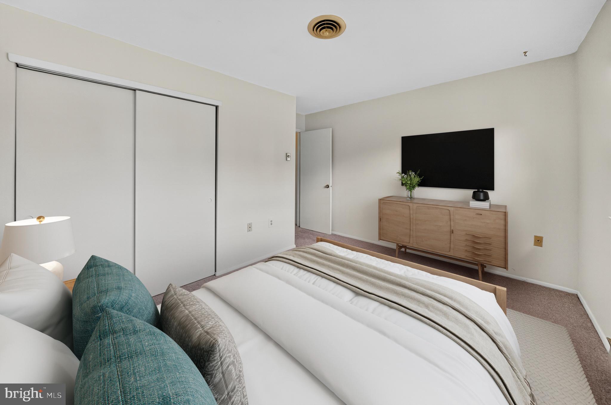 CRESTWOOD VILLAGE - Residential