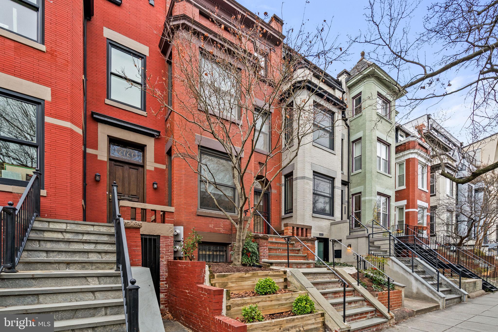 2727 ONTARIO ROAD NW