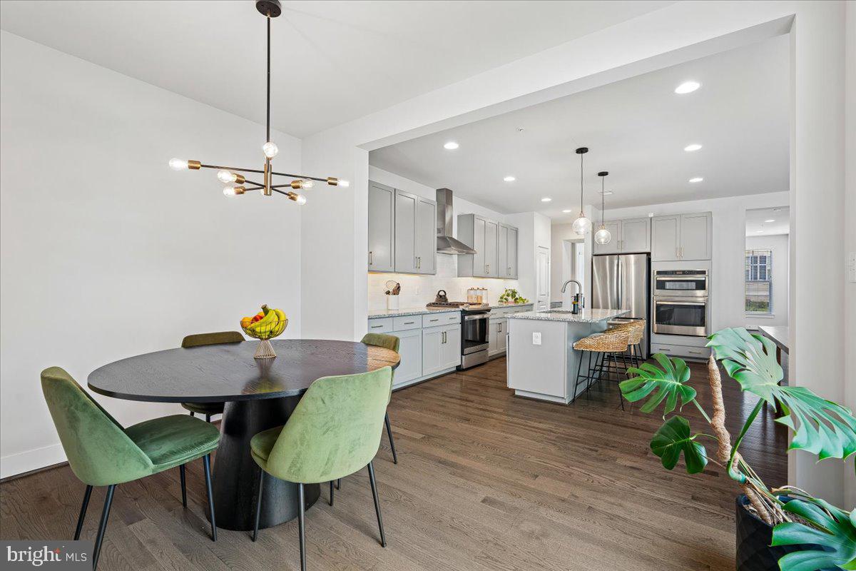 TWO RIVERS - Residential