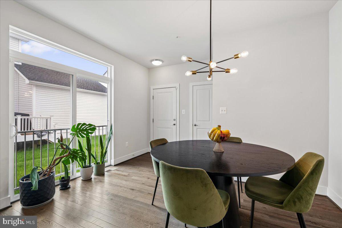 TWO RIVERS - Residential