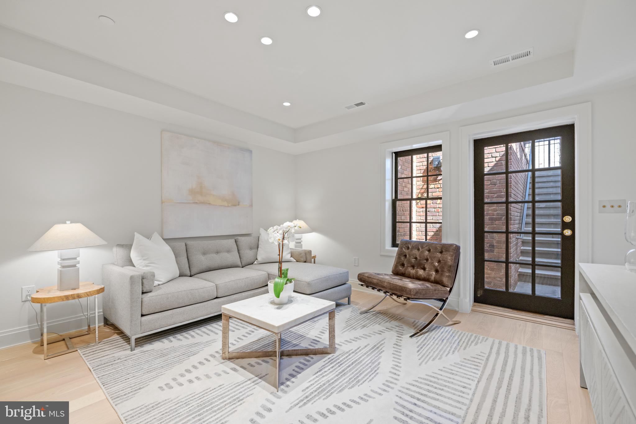GEORGETOWN - Residential