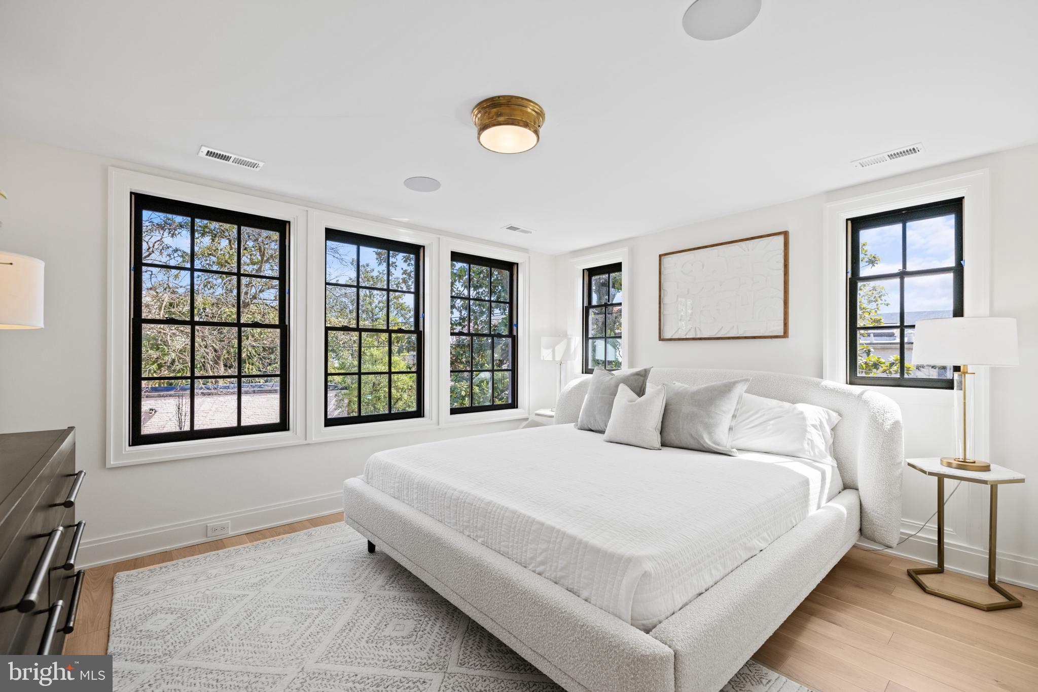 GEORGETOWN - Residential