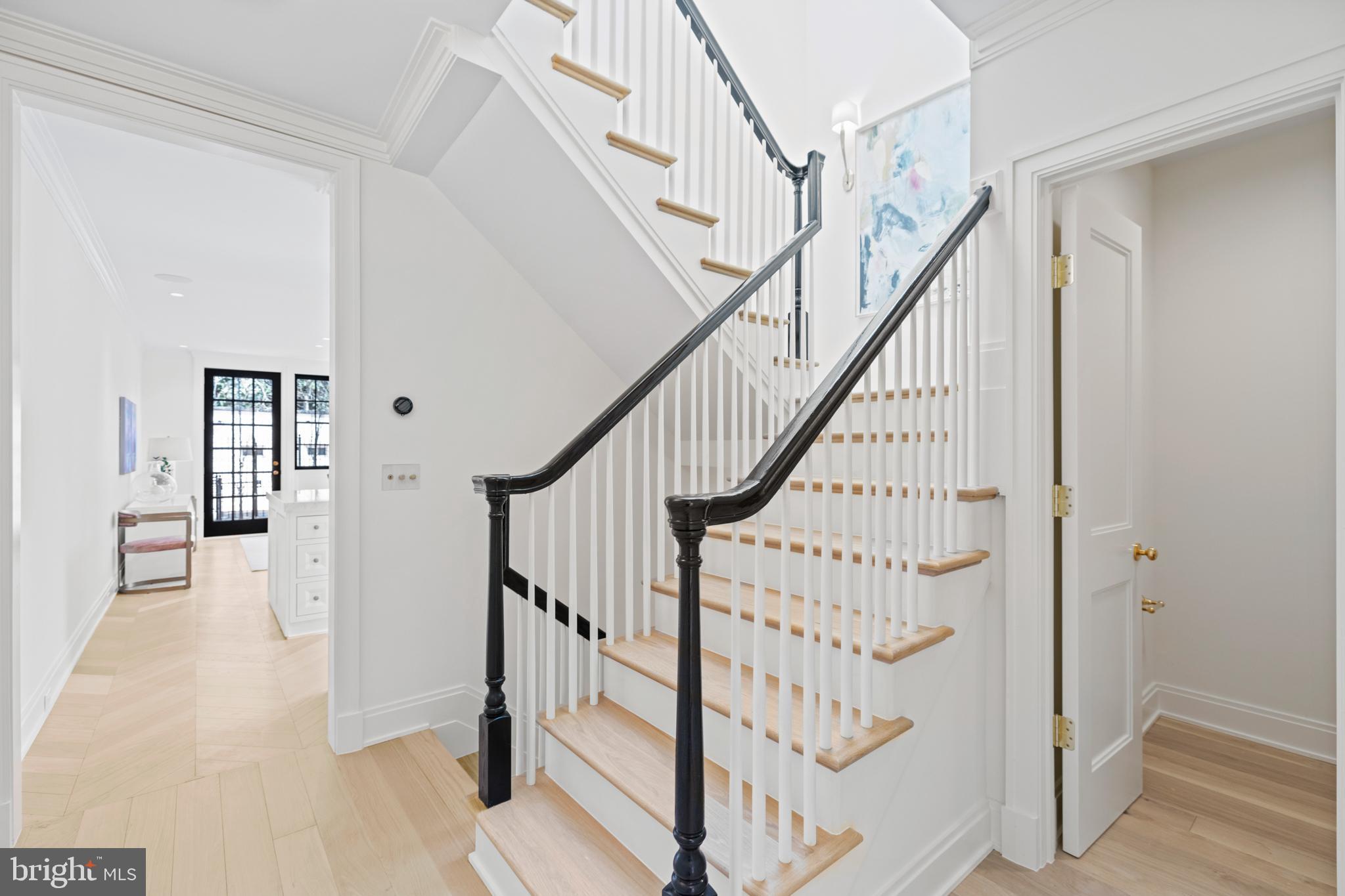 GEORGETOWN - Residential