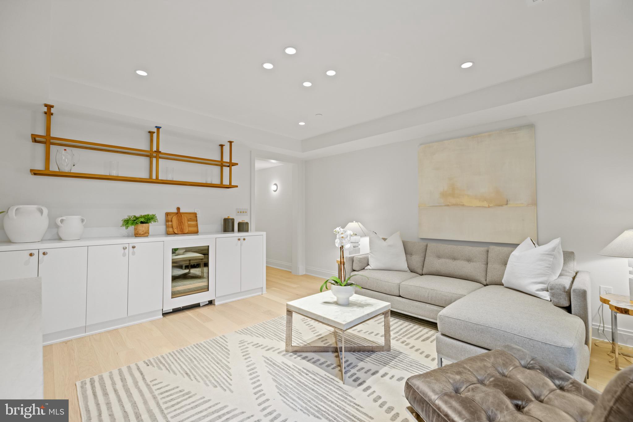 GEORGETOWN - Residential