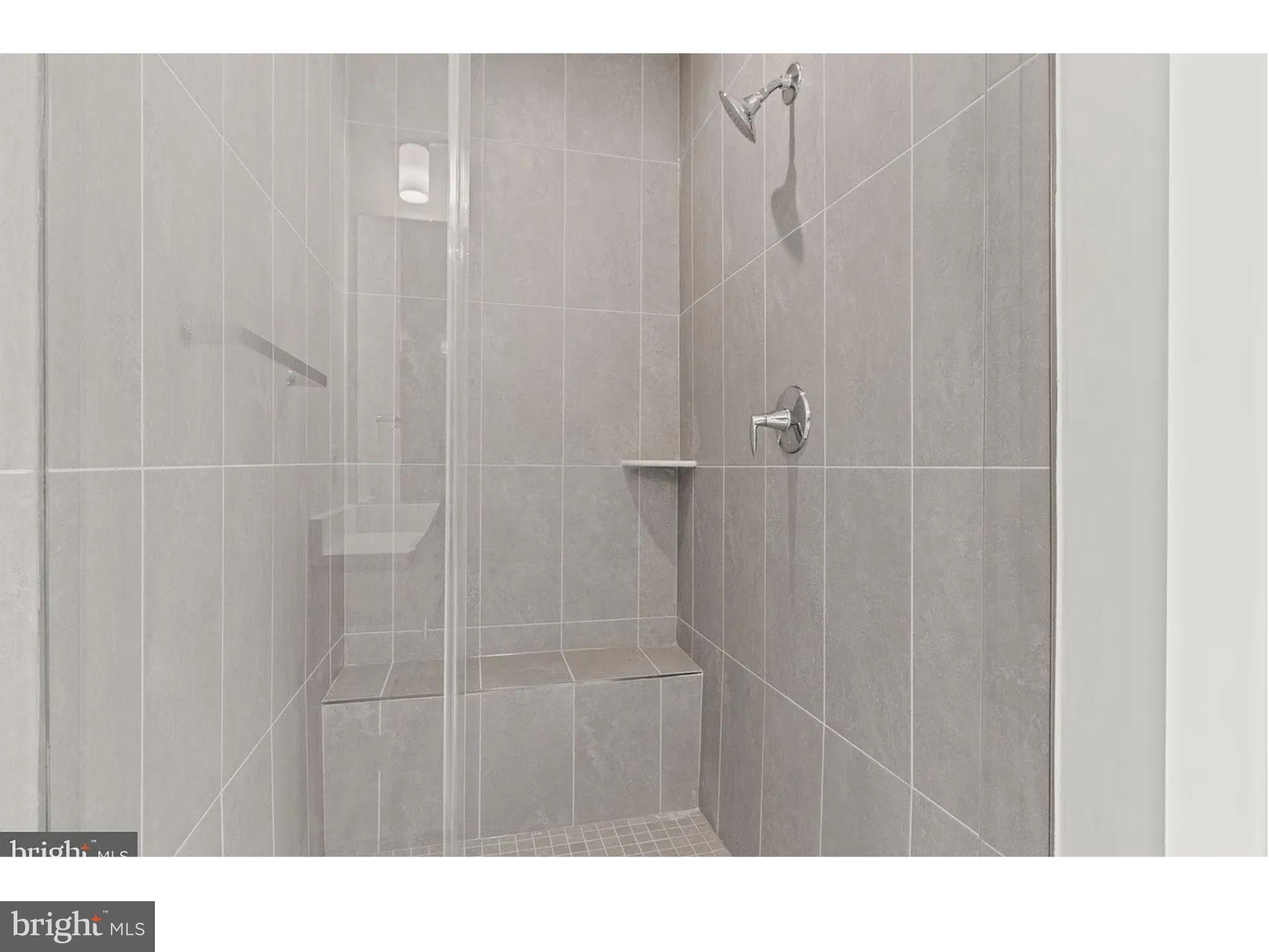 GATEWAY WEST - Residential