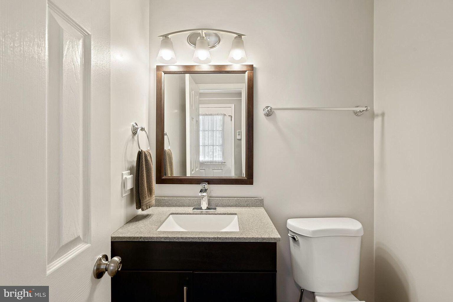 RIVER OAKS - Residential Lease