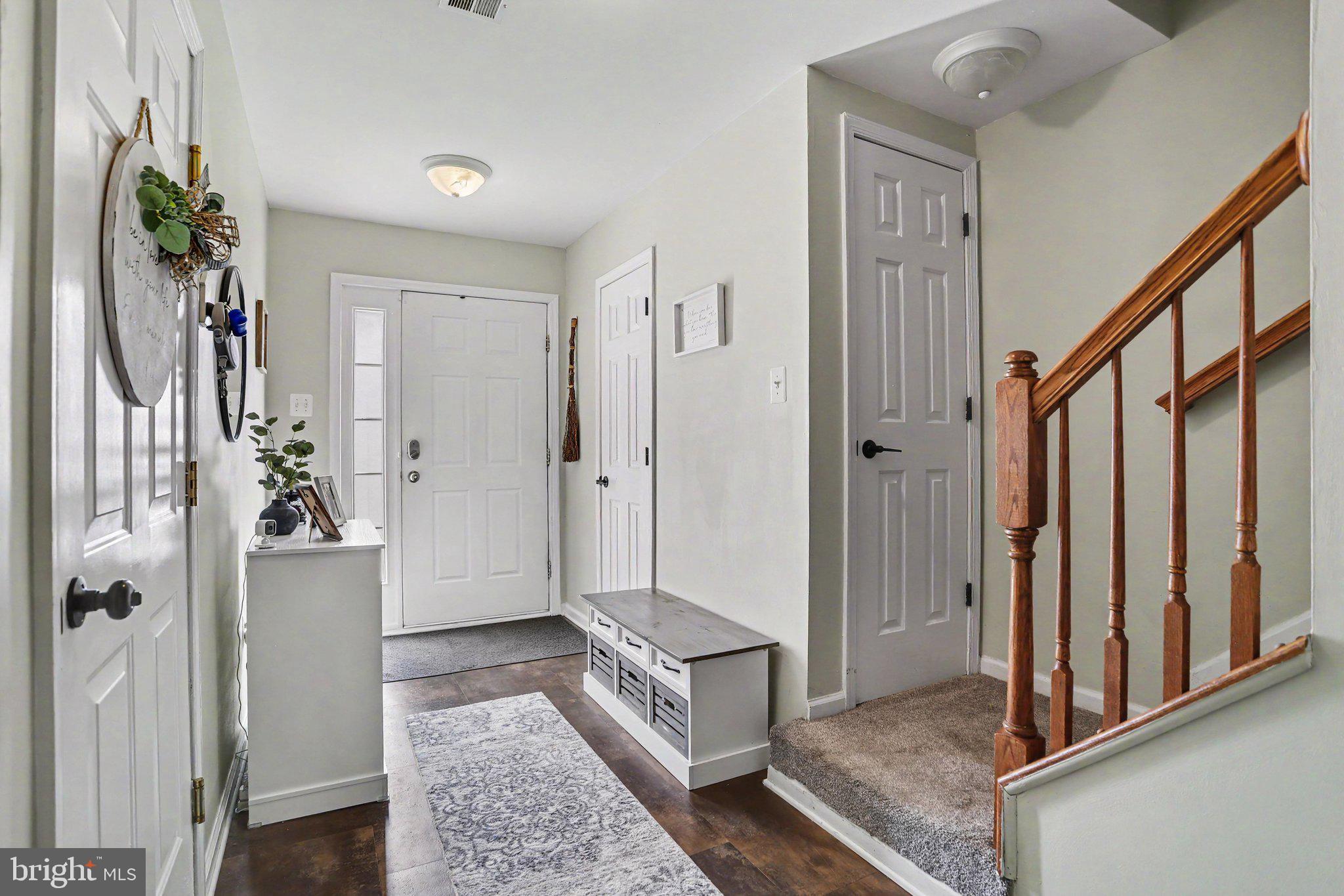 270 COUNTRY RIDGE DRIVE