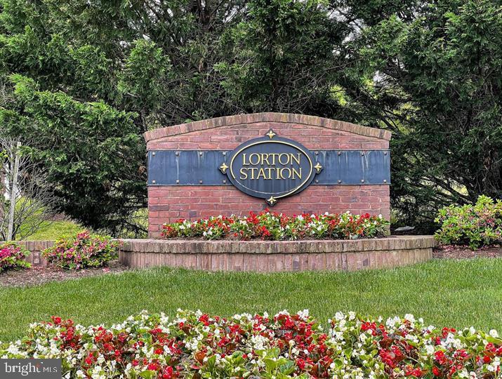 EAST HILL - Residential Lease