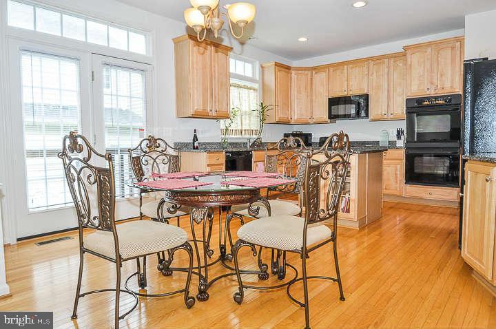 EAST HILL - Residential Lease