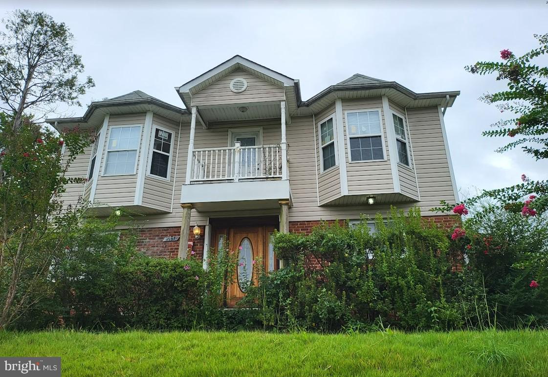 LANGLEY PARK - Residential