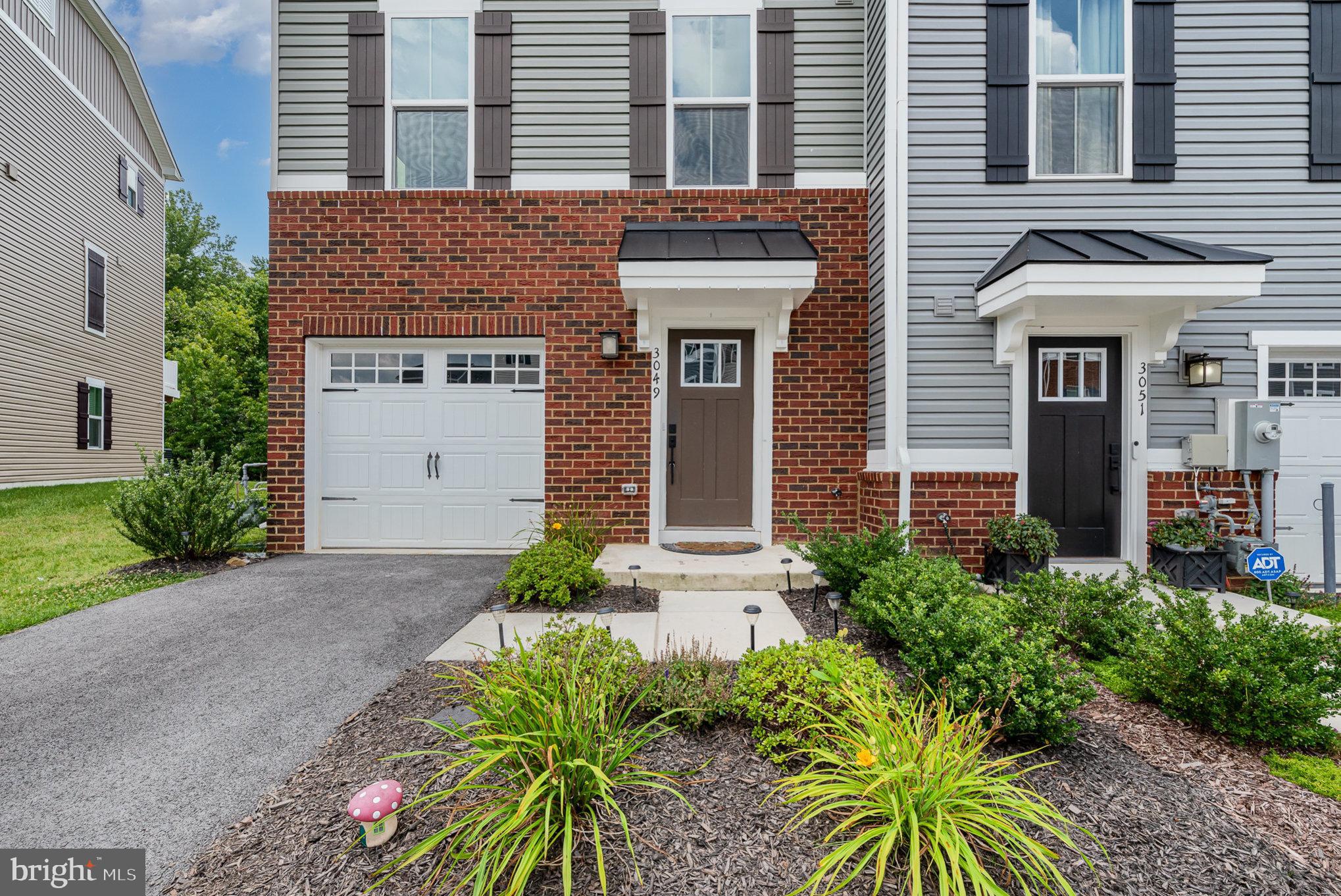 JAMES RUN TOWNHOMES - Residential