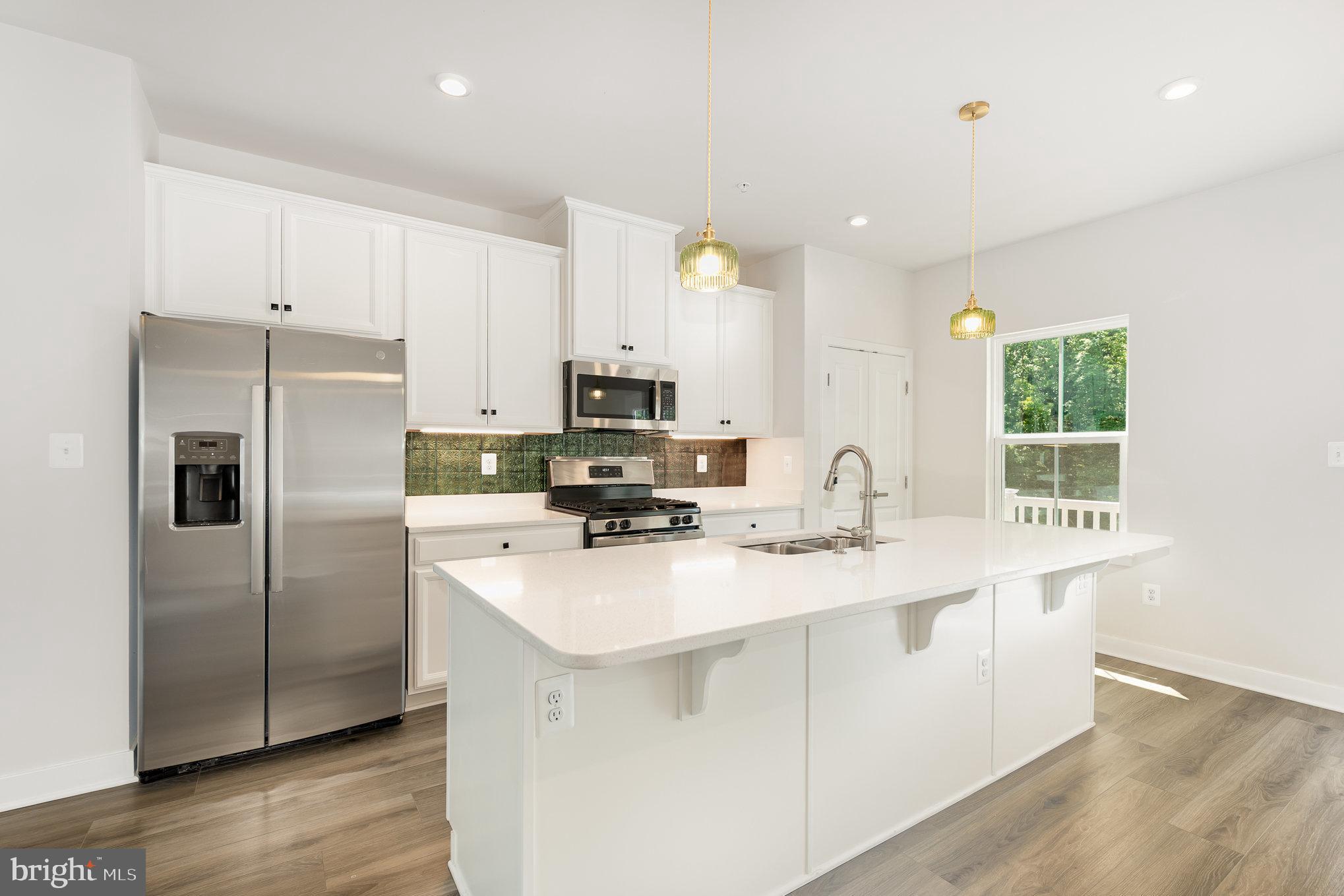 JAMES RUN TOWNHOMES - Residential