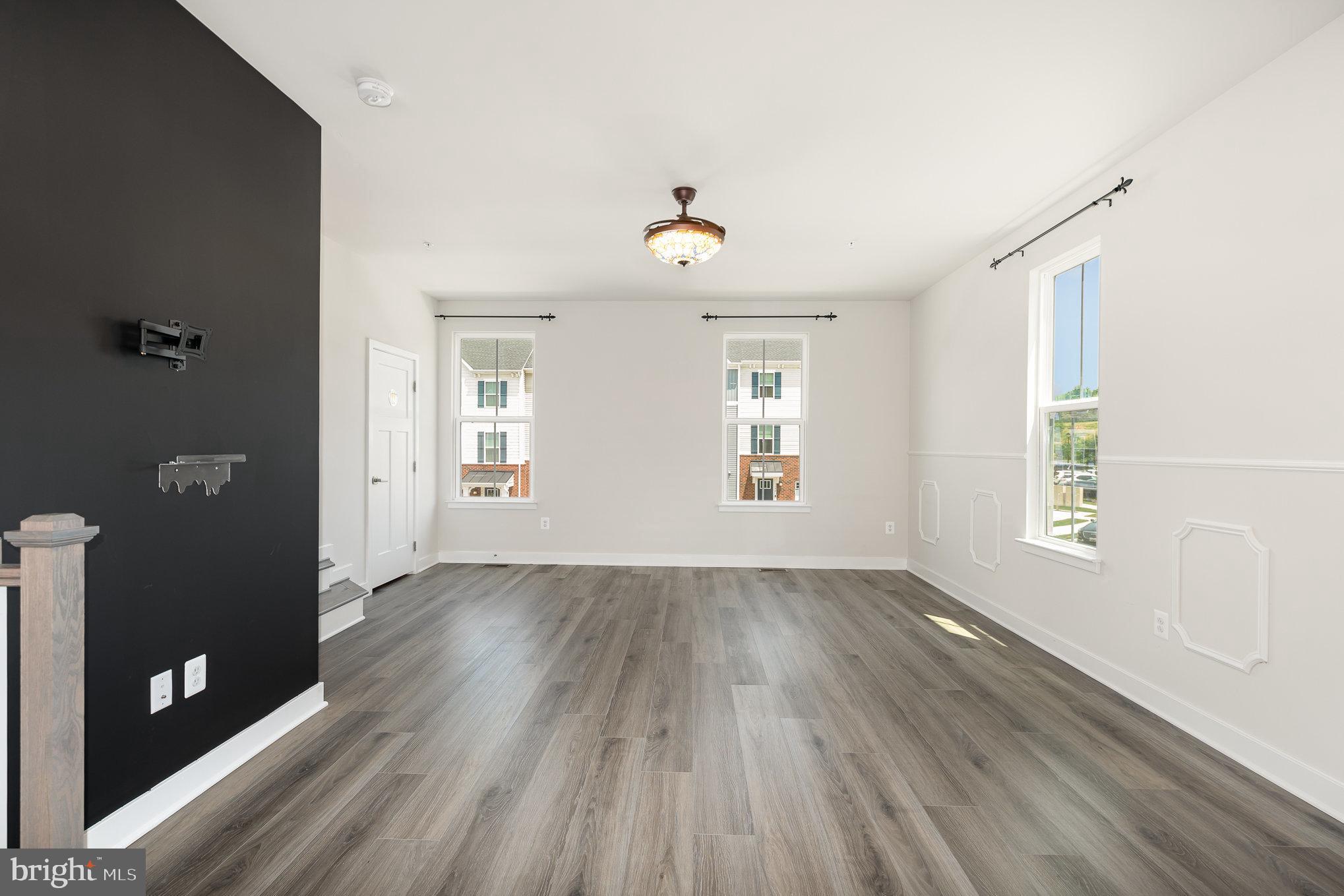 JAMES RUN TOWNHOMES - Residential