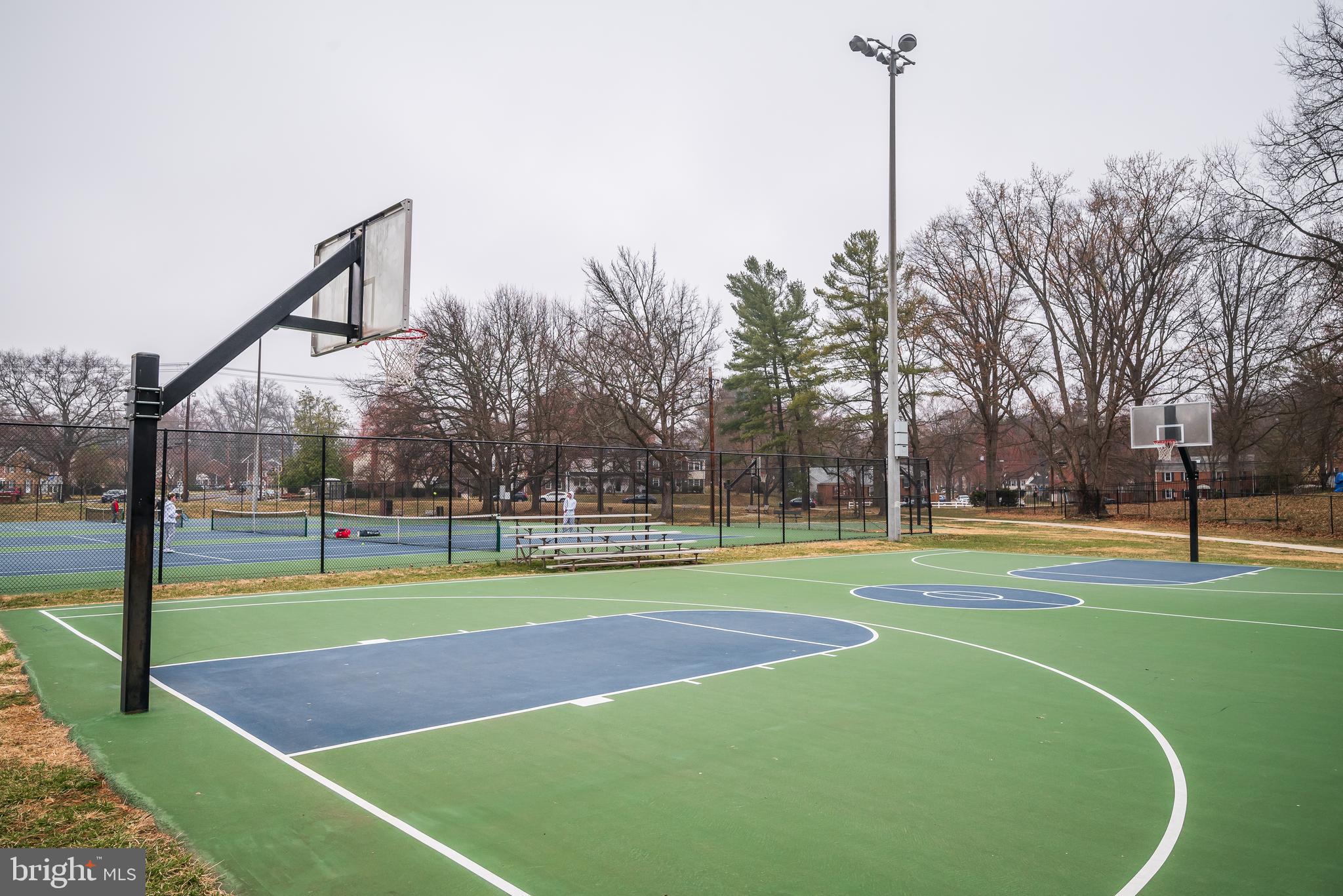 REGENT SQUARE - Residential