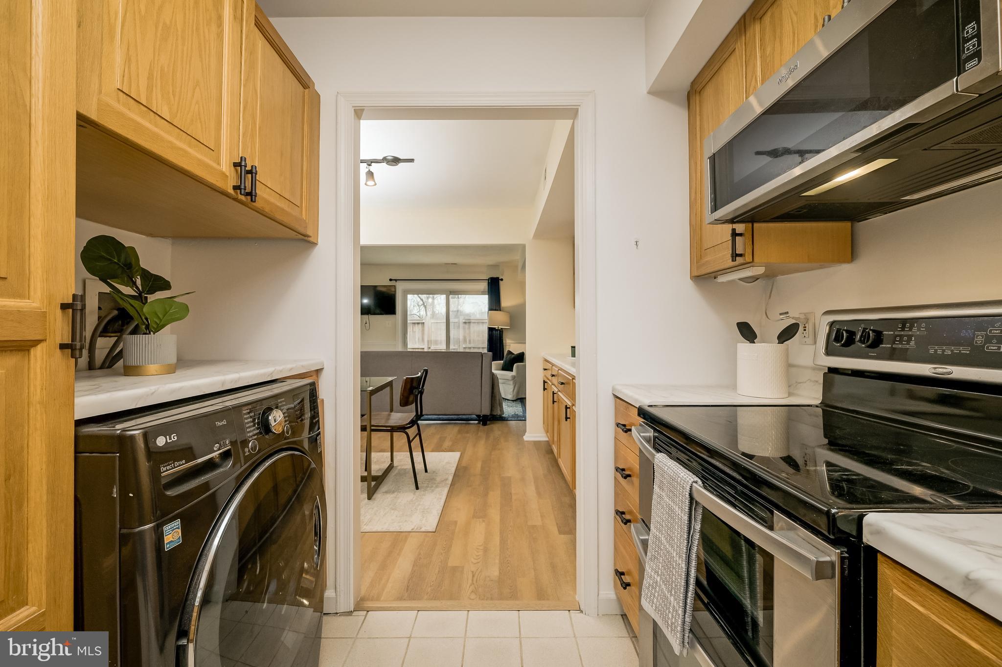 REGENT SQUARE - Residential