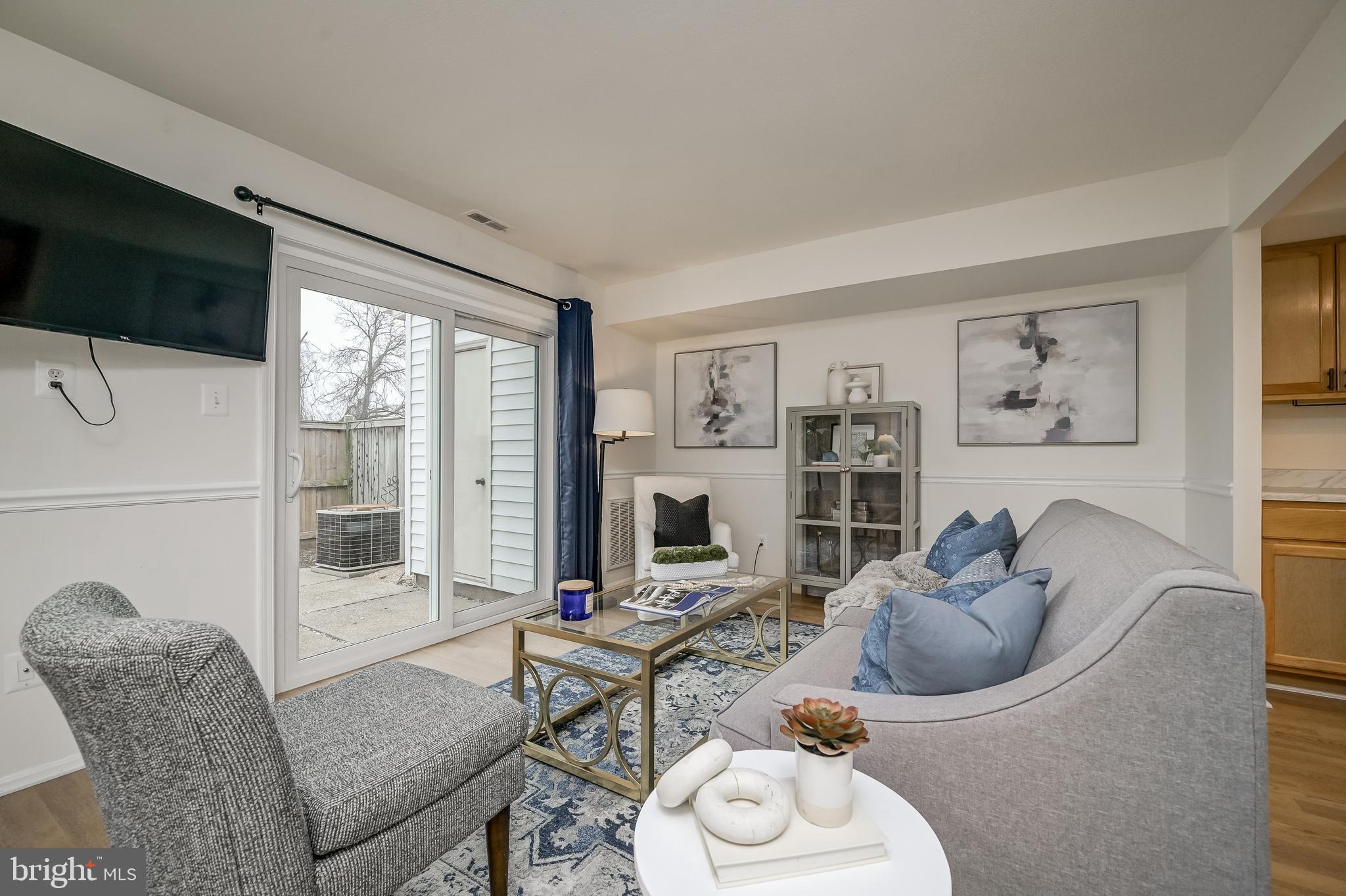 REGENT SQUARE - Residential