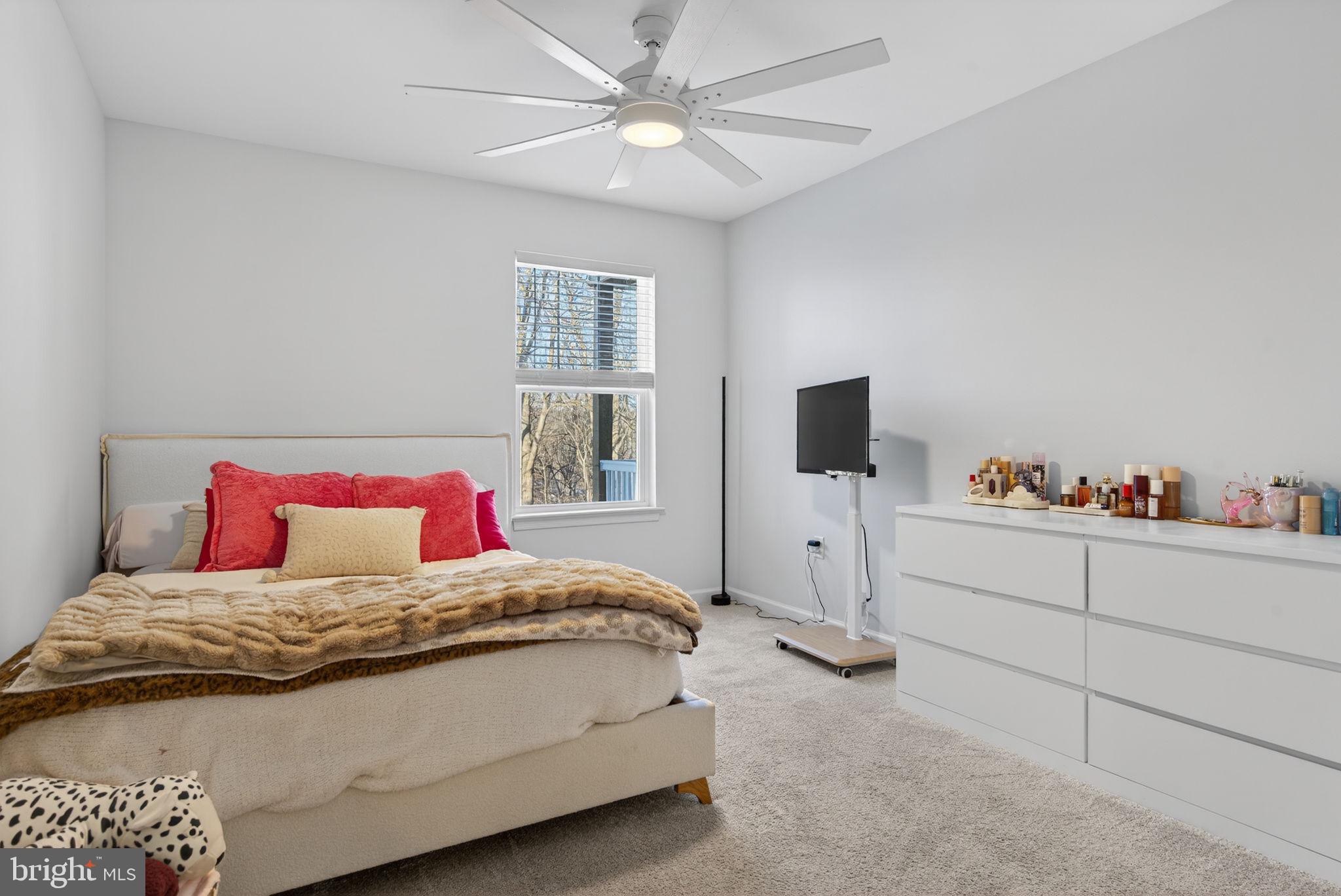 MAYAPPLE WOODS - Residential