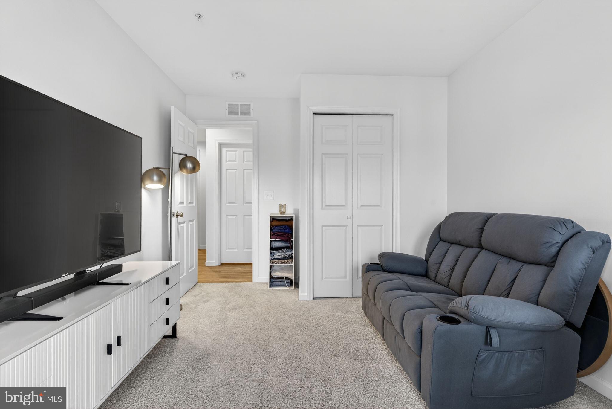 MAYAPPLE WOODS - Residential