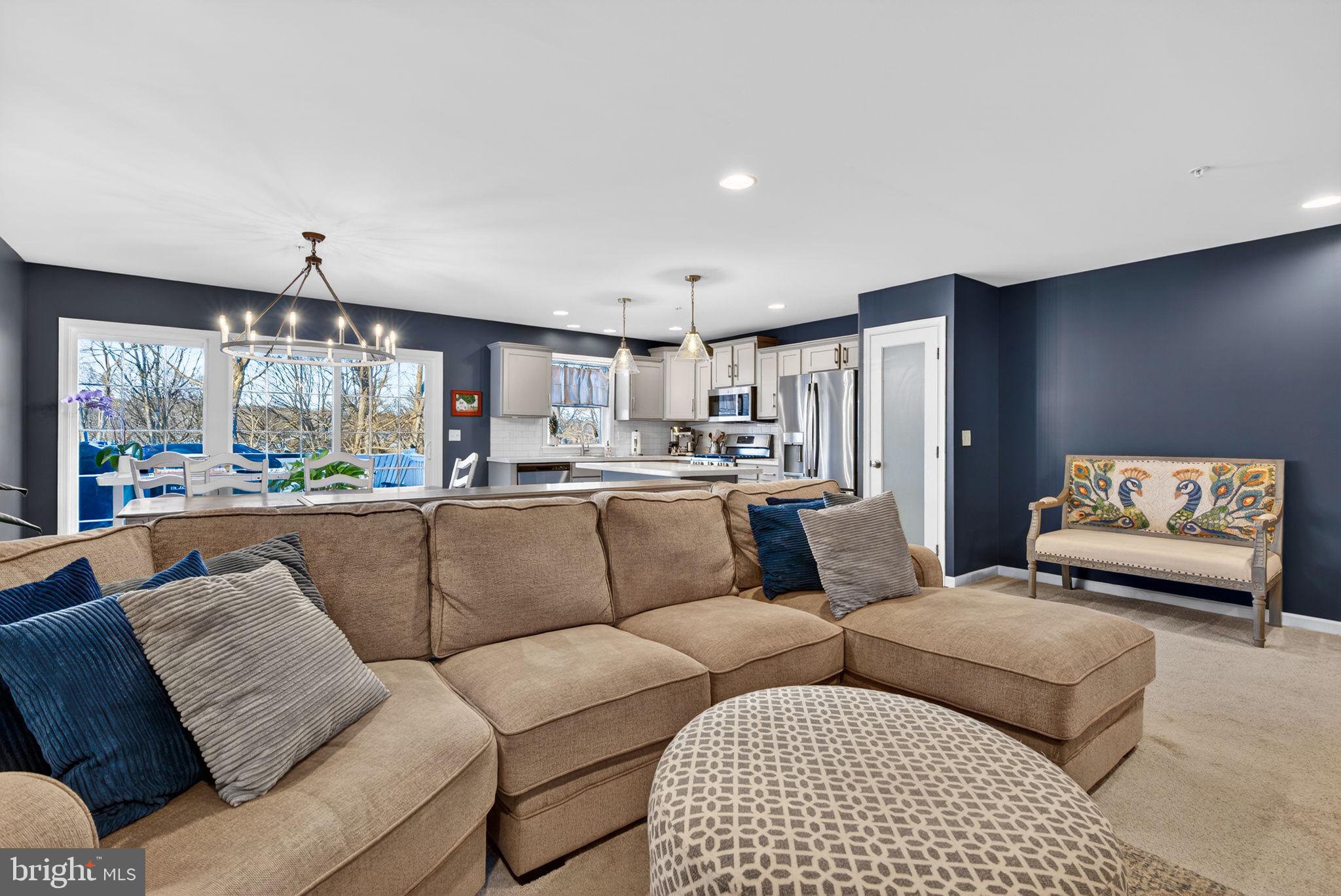 MAYAPPLE WOODS - Residential