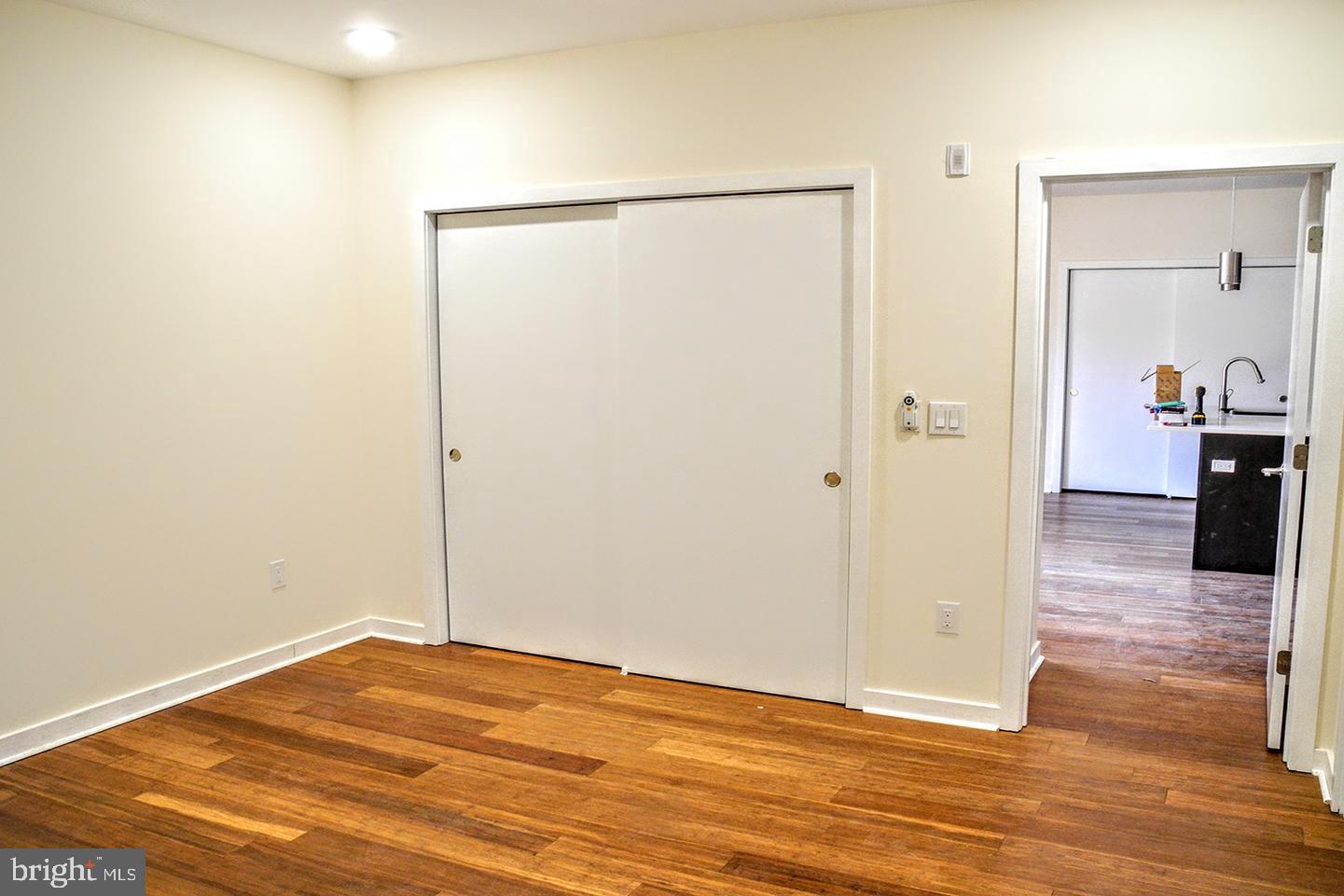 QUEEN VILLAGE - Residential Lease