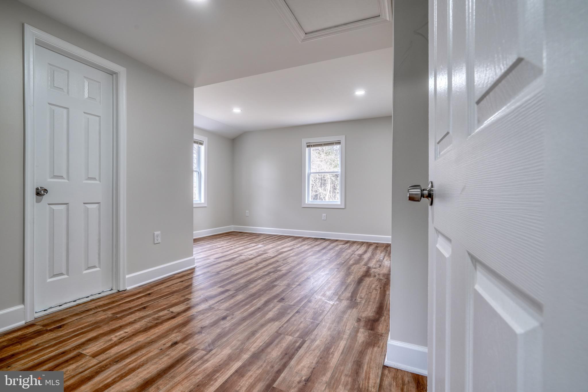 HICKORY - Residential Lease