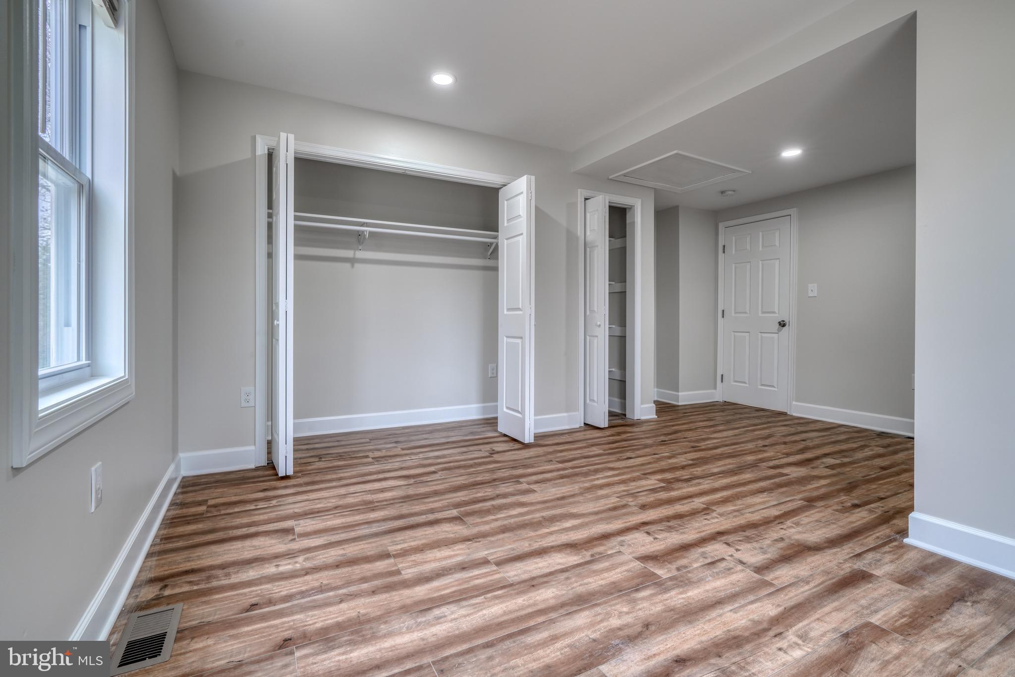 HICKORY - Residential Lease