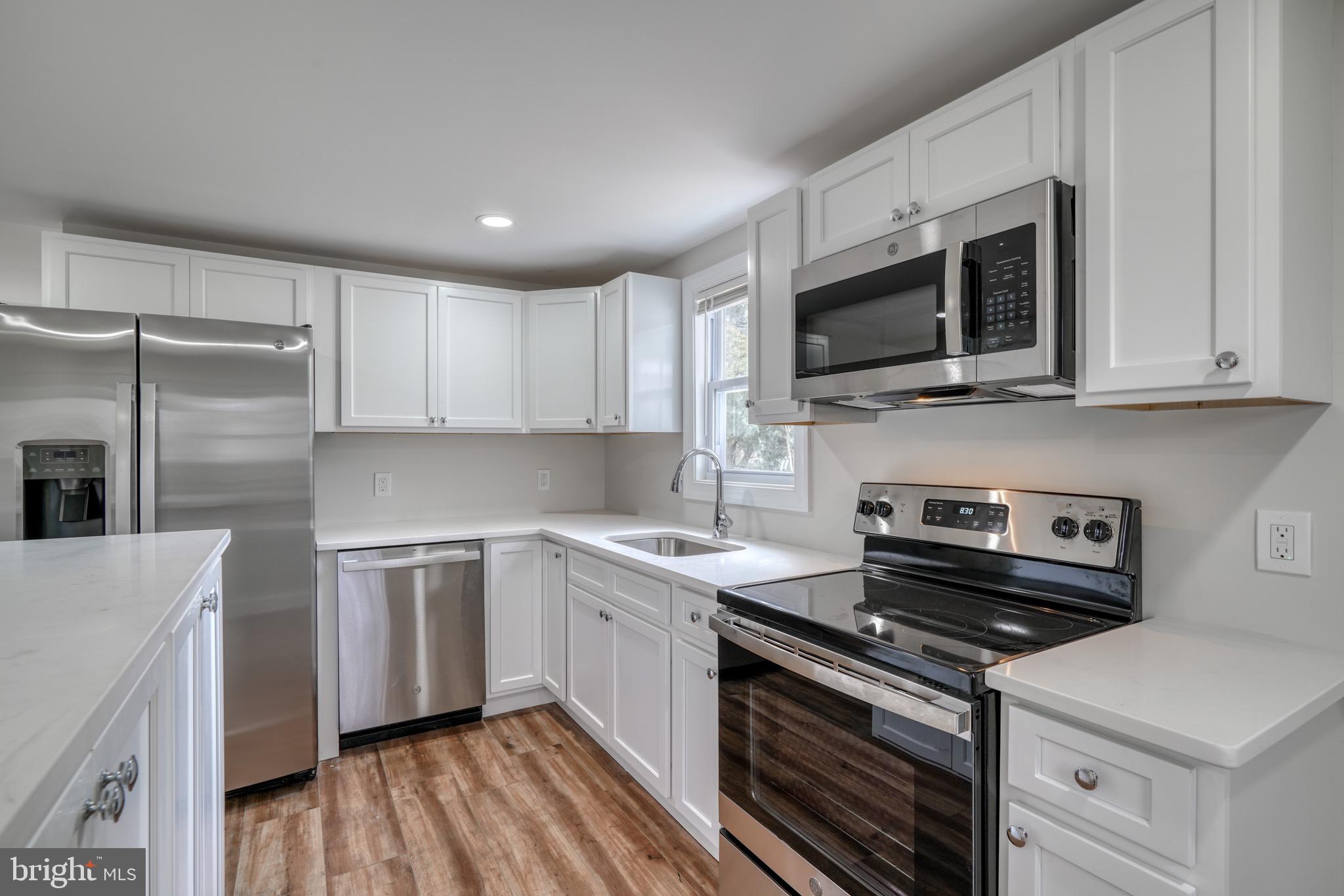 HICKORY - Residential Lease