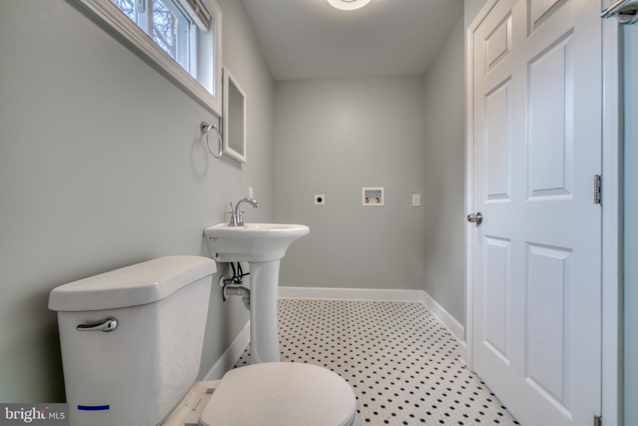 HICKORY - Residential Lease