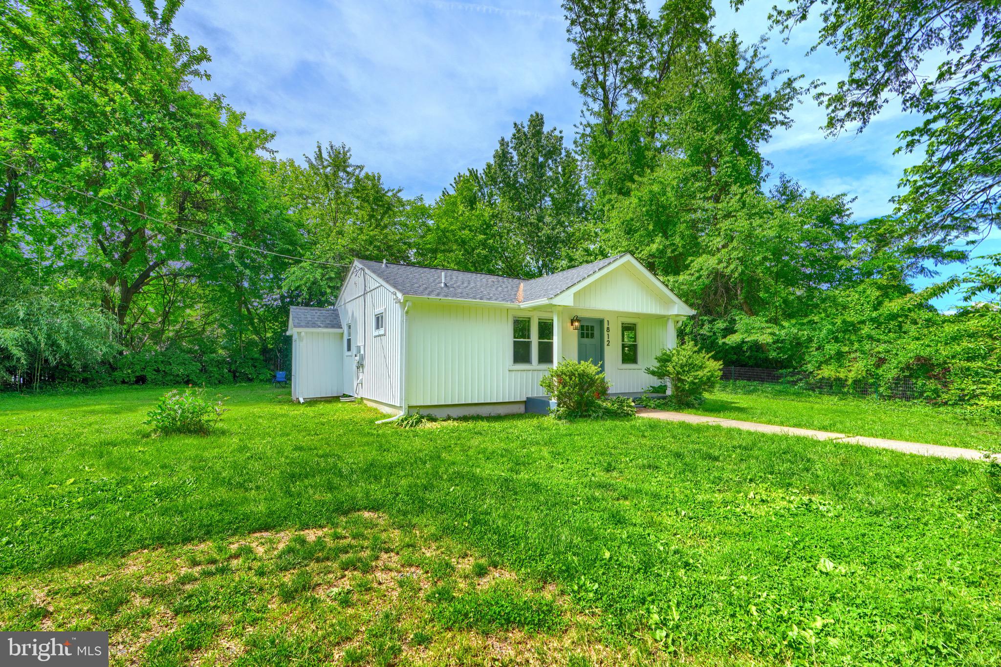 HICKORY - Residential Lease