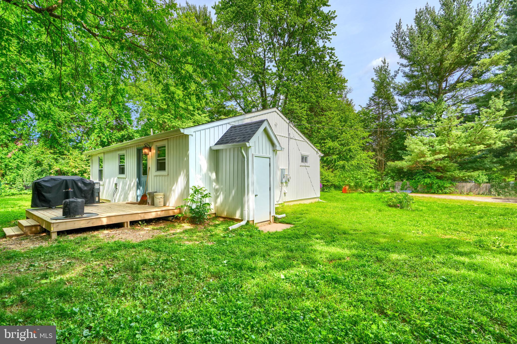 HICKORY - Residential Lease