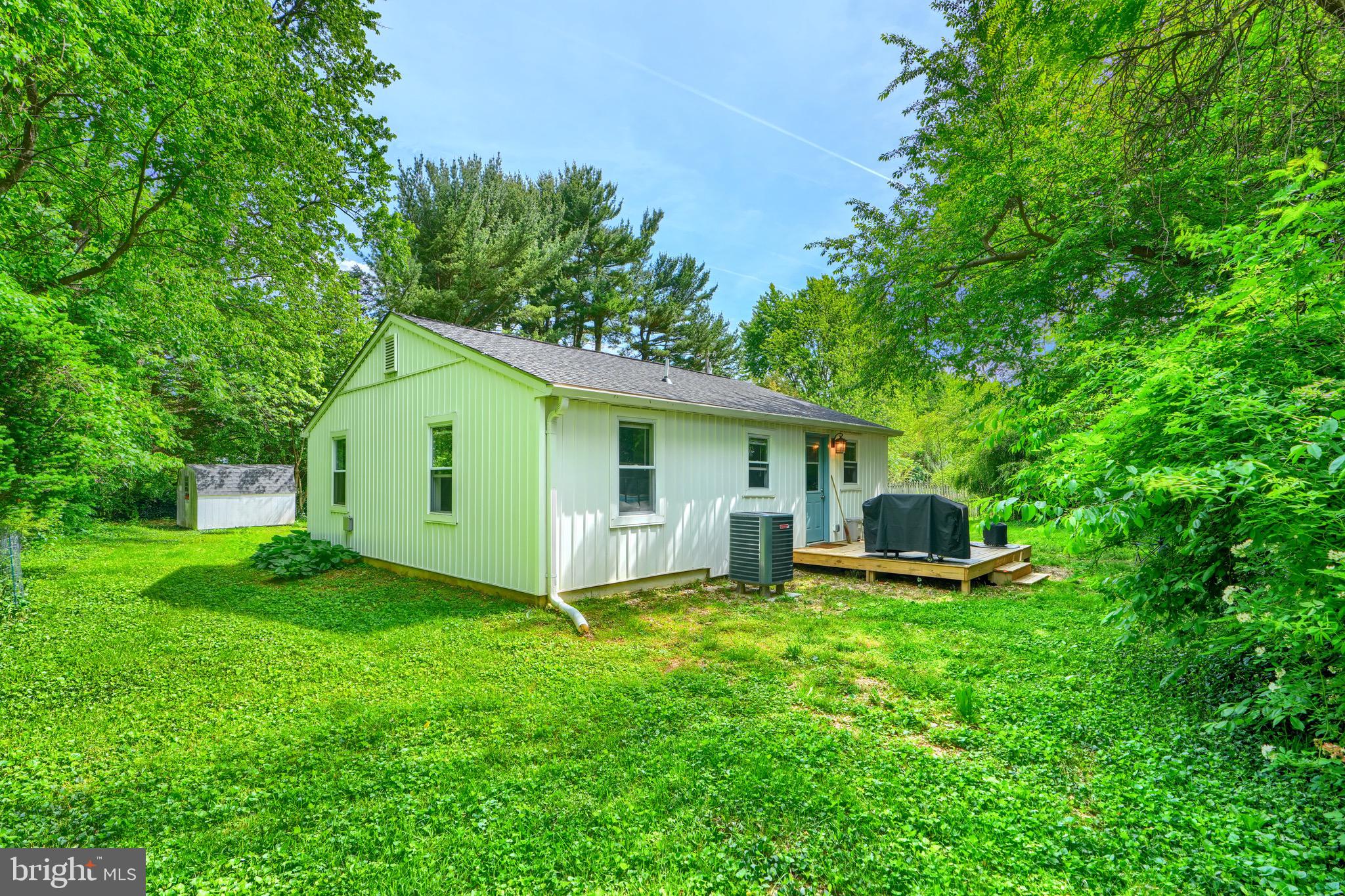 HICKORY - Residential Lease