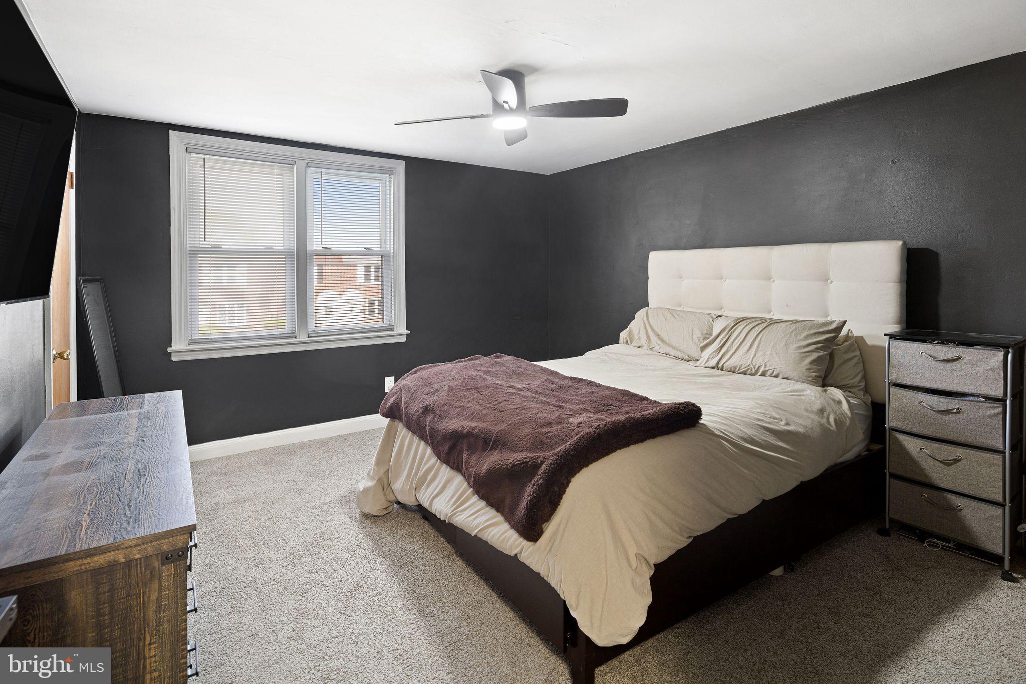 CLIFTON HEIGHTS - Residential