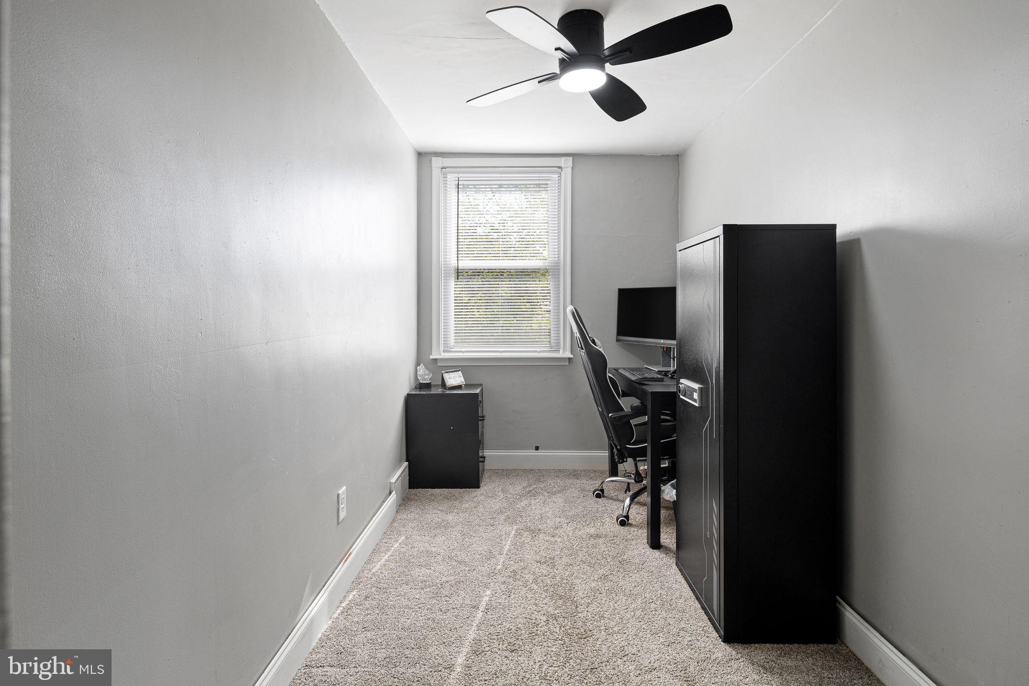 CLIFTON HEIGHTS - Residential