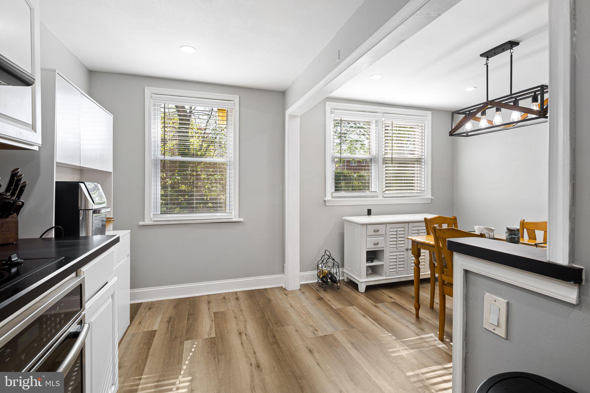 CLIFTON HEIGHTS - Residential