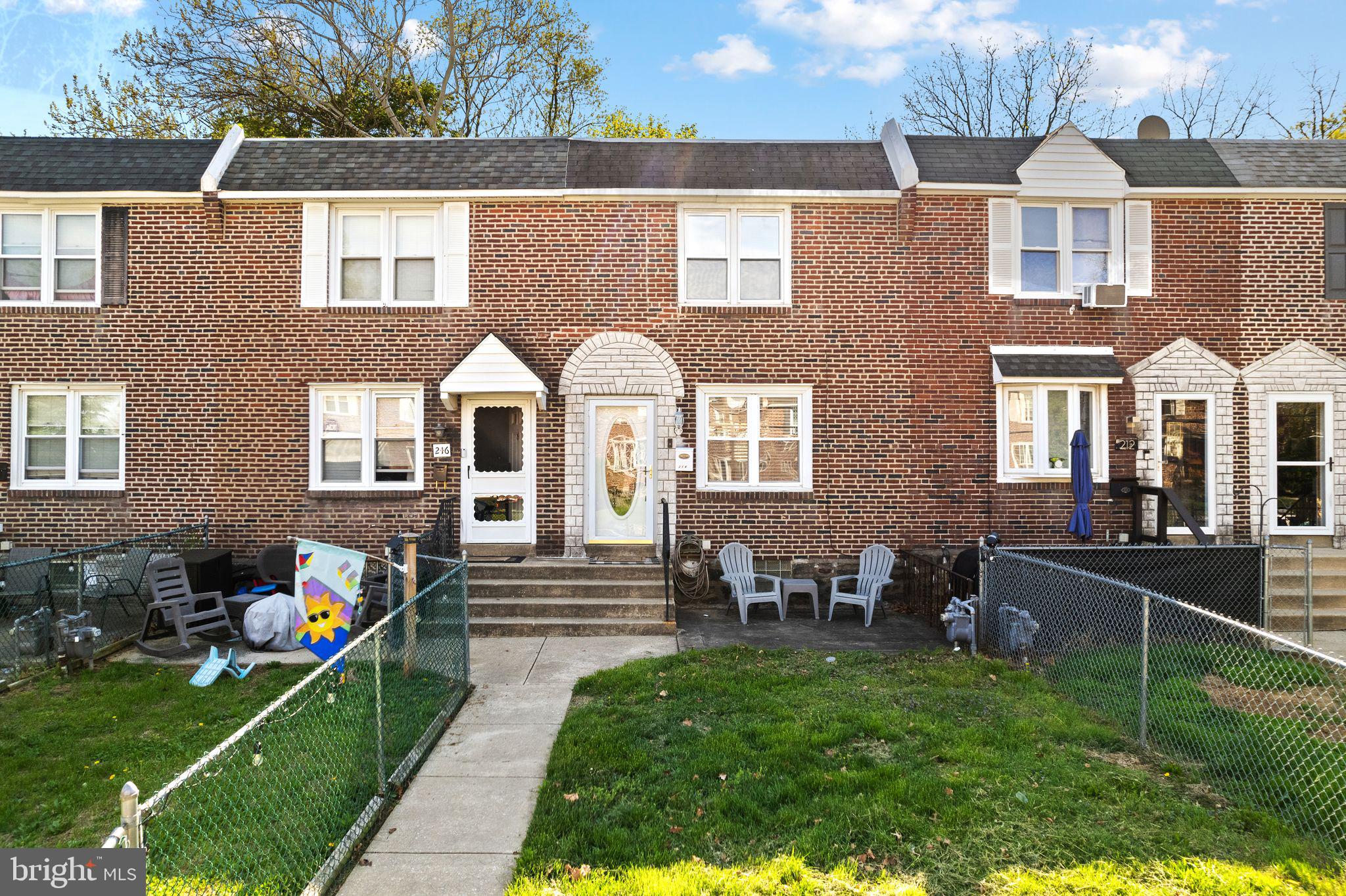 CLIFTON HEIGHTS - Residential