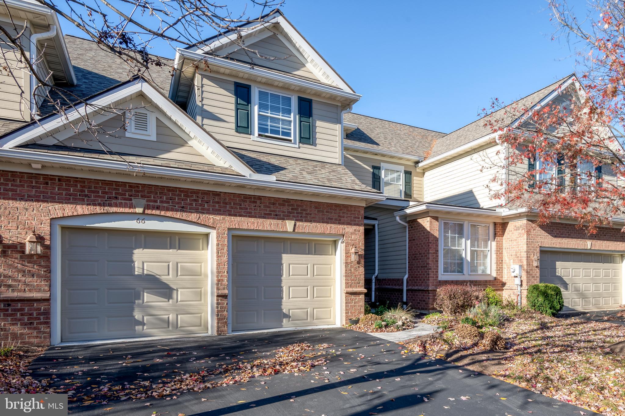 66 FARMVIEW LANE