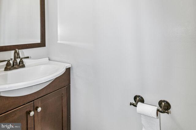 CLOVERLEAF TOWNHOUSES - Residential Lease