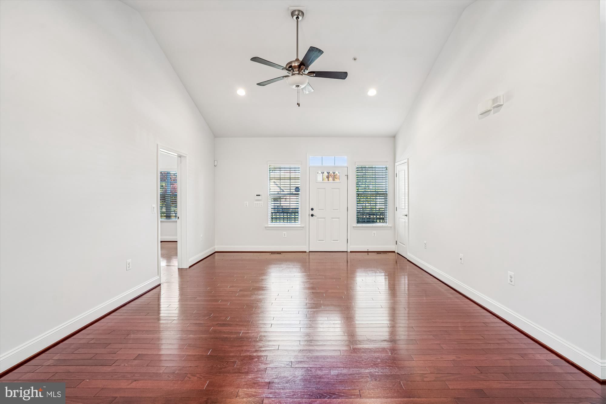 RIVERDALE HEIGHTS - Residential