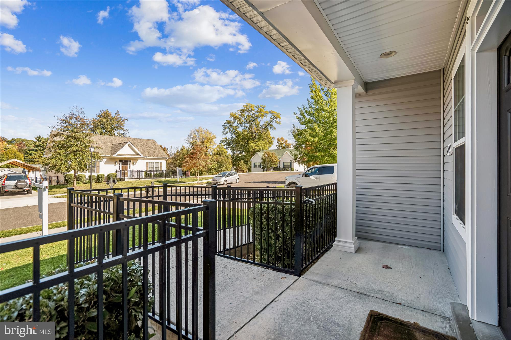 RIVERDALE HEIGHTS - Residential