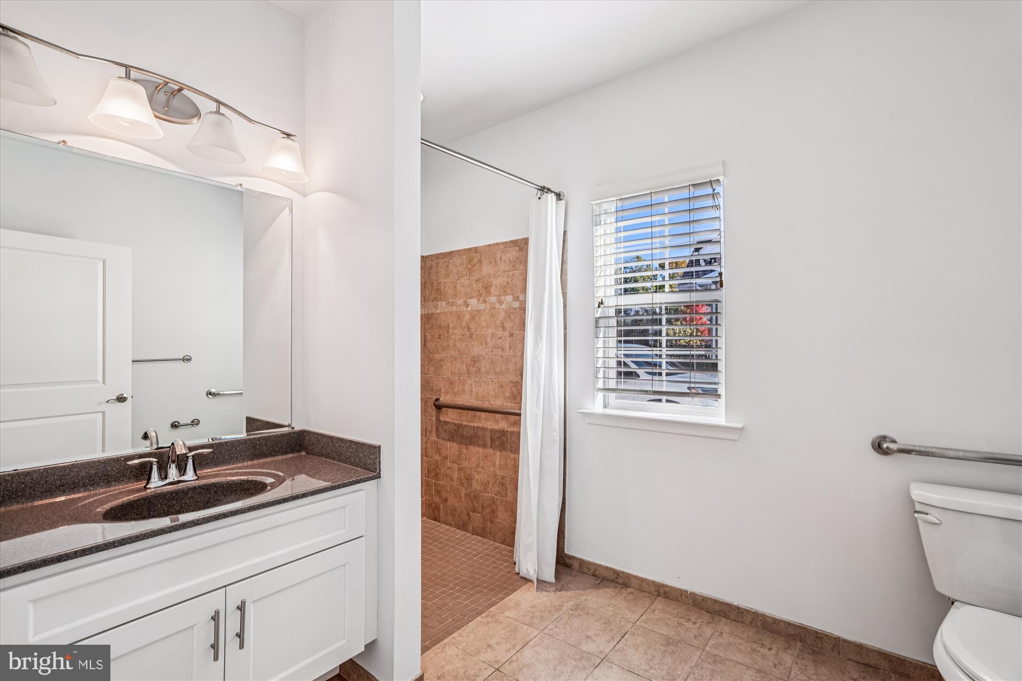 RIVERDALE HEIGHTS - Residential