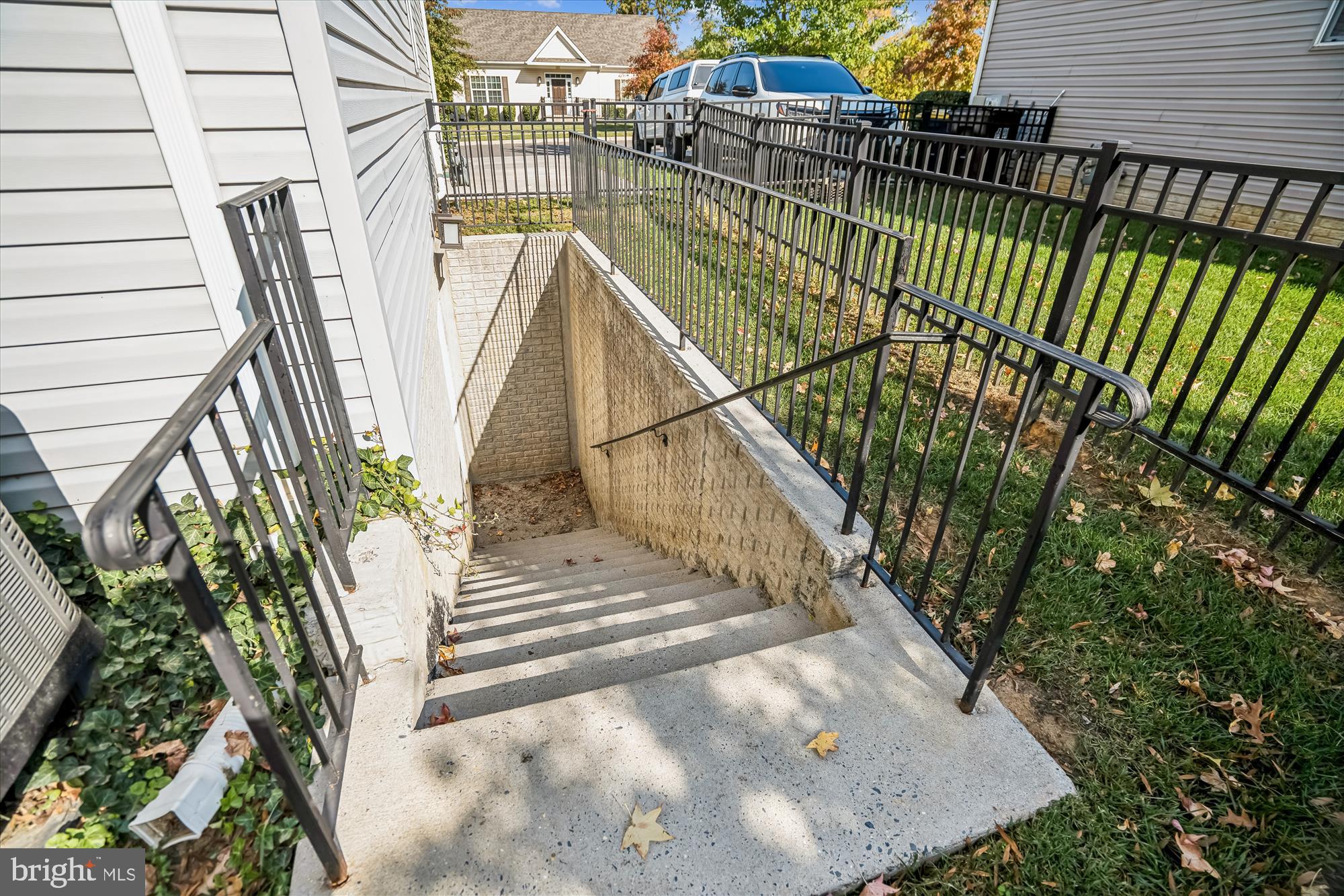 RIVERDALE HEIGHTS - Residential