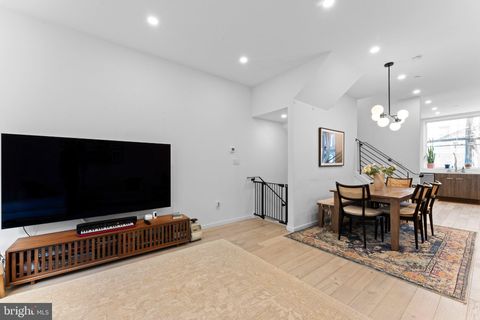 Tiny photo for 312 Poplar Street, PHILADELPHIA, PA 19123 (MLS # PAPH2622702)