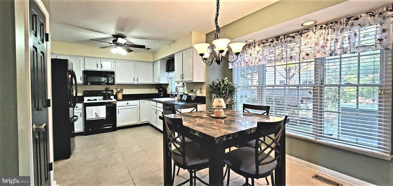 BRIERHILL ESTATES - Residential