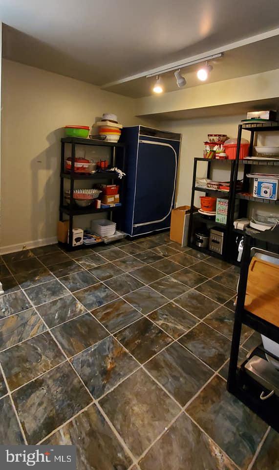 BRIERHILL ESTATES - Residential