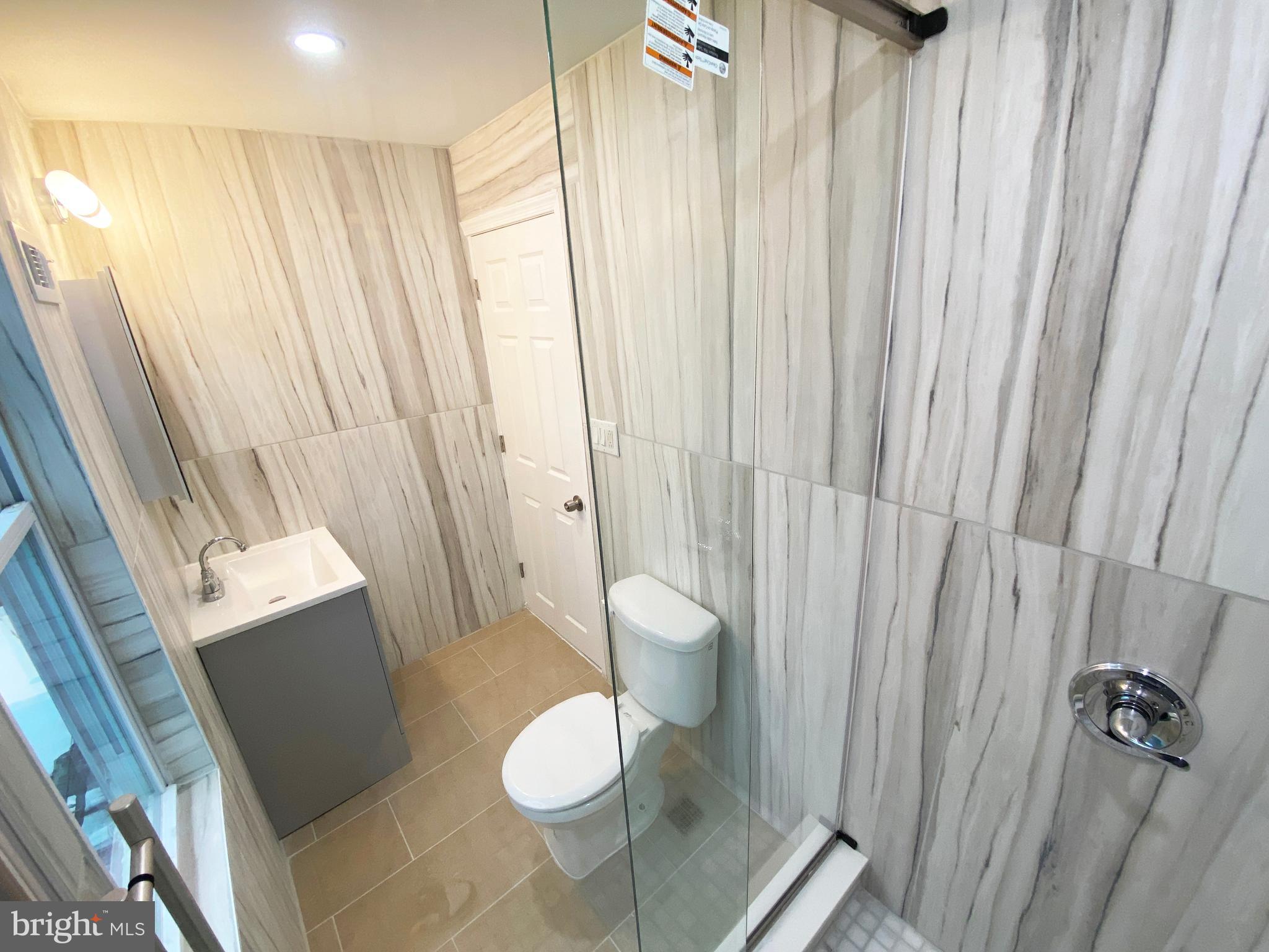 KENSINGTON - Residential